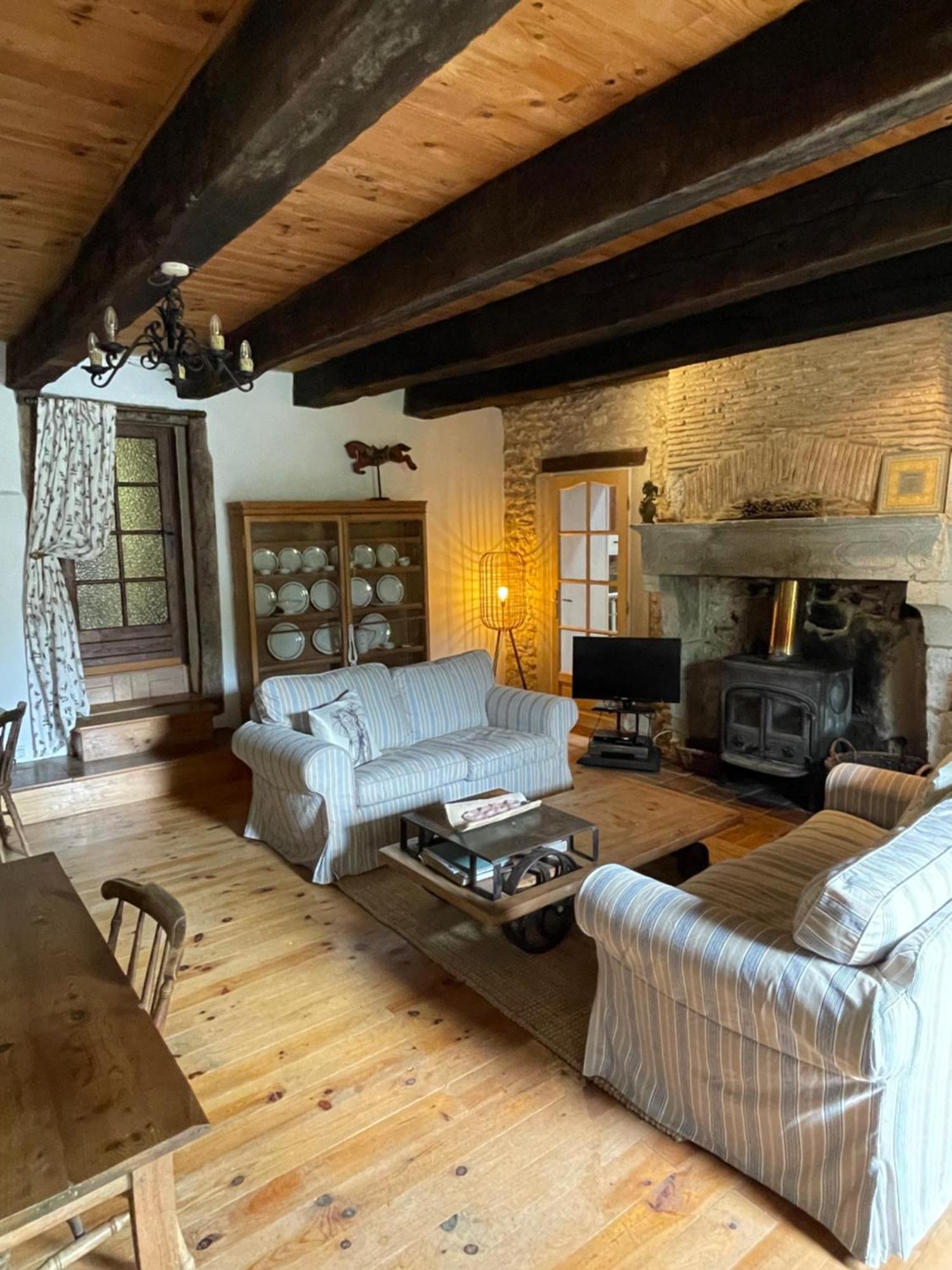 Les Galineaux Villa La Roquille Екстериор снимка